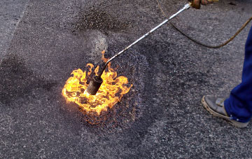 Sinclairston flat roofing repairs